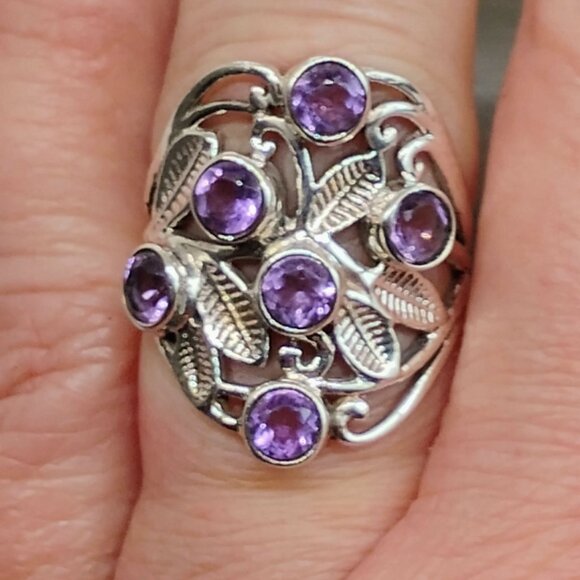 Large Intricate Sterling Silver Leaf Design Purple Amethyst Ring Size 7 - Picture 1 of 7